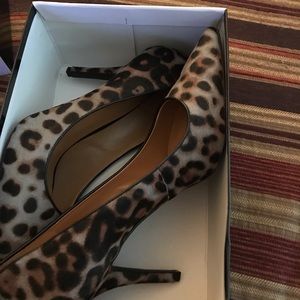 Nine West animal print 3inch heels